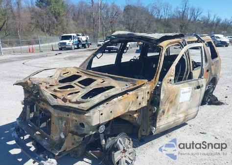 2003 Mercury Mountaineer из США, поврежденный, VIN 4M2ZU86K73UJ21120